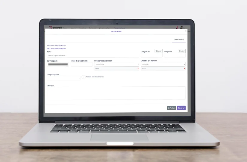 Tela de cadastro de procedimentos com código TUSS para preenchimento.
